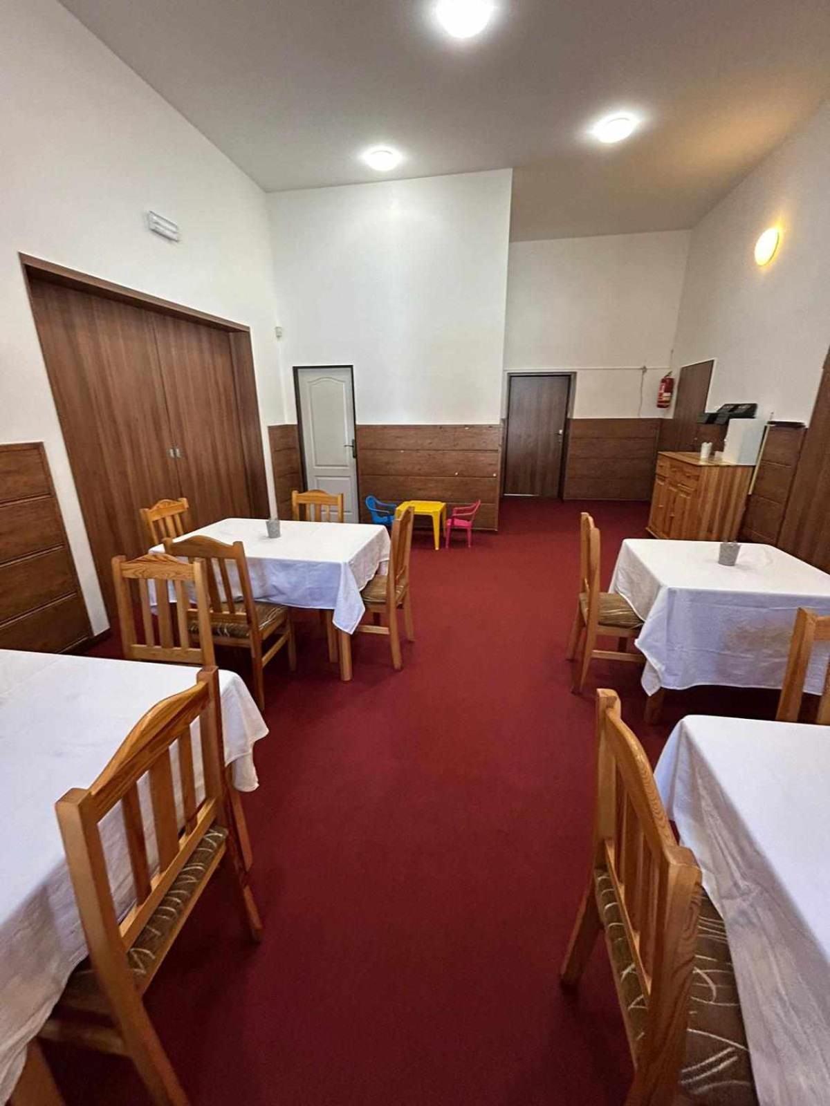 Penzion A Restaurace Na Salasi Hutisko 외부 사진