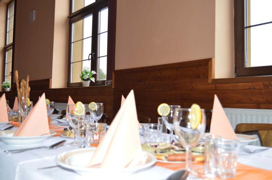 Penzion A Restaurace Na Salasi Hutisko 외부 사진
